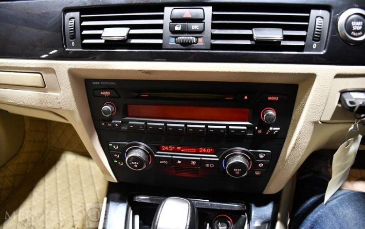 BMW SERIE 3 NOIR FA-271-WX