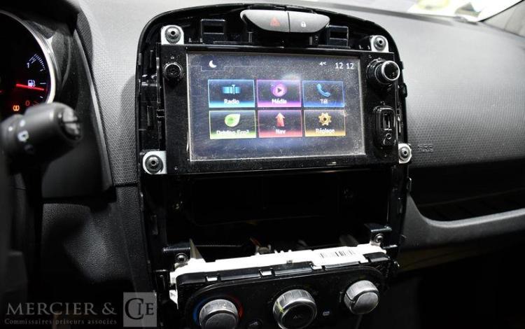 RENAULT CLIO STE REVERSIBLE BUSINESS DCI 90 EDC BLANC FA-436-RB