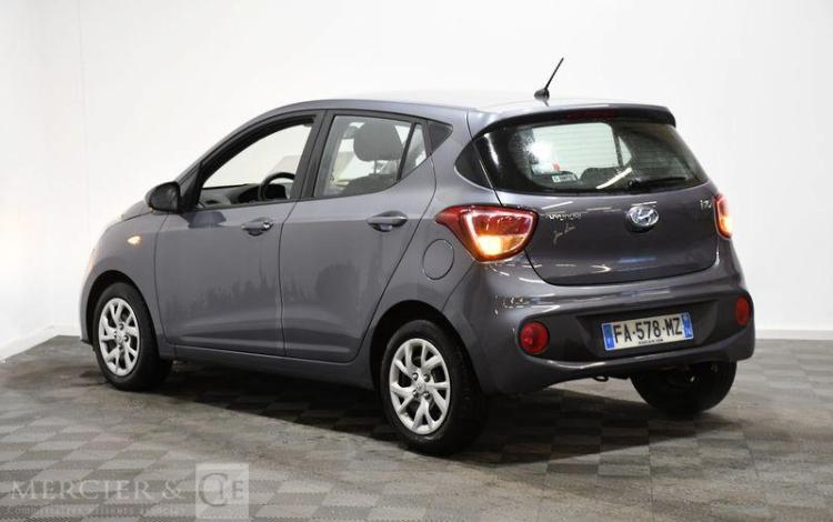HYUNDAI I10 1,2 INTUITIVE GRIS FA-578-MZ