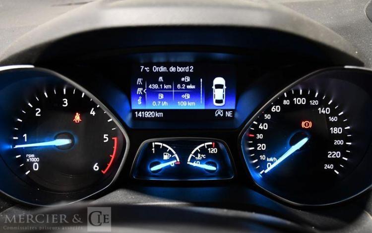 FORD KUGA 2.0 TDCI 150CH TITANIUM 4X2 S&S MARRON FA-938-BZ