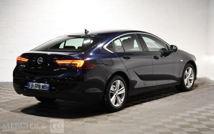 OPEL INSIGNIA GRANDSPORT 1,5 T 165 INNOVATION VIOLET FB-179-MB