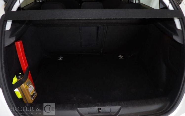 PEUGEOT 308 1.5 BLUEHDI 100 ACTIVE BUSINESS BLANC FB-325-PD