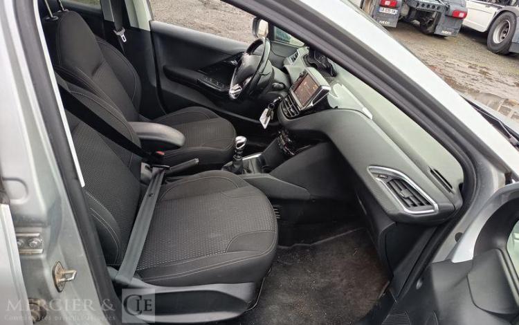 PEUGEOT 208 I PHASE 2 5 PPORTES 1.5 BLUE HDi BVM6 S&S 100 CV – DIESEL – ANNE 2018 GRIS FB-790-WX