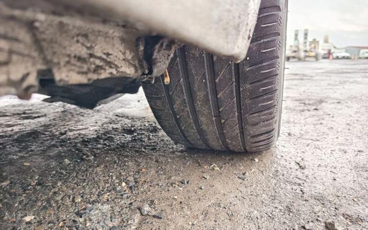 PEUGEOT 208 I PHASE 2 5 PPORTES 1.5 BLUE HDi BVM6 S&S 100 CV – DIESEL – ANNE 2018 GRIS FB-790-WX