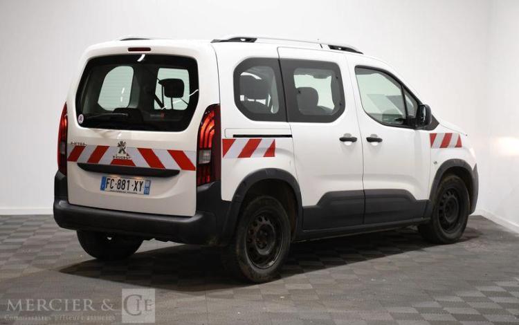 PEUGEOT RIFTER BLANC FC-881-XY