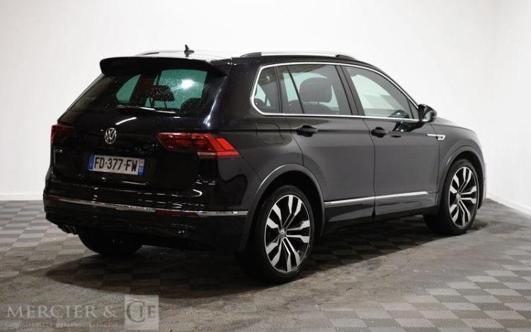 VOLKSWAGEN TIGUAN NOIR FD-377-FW