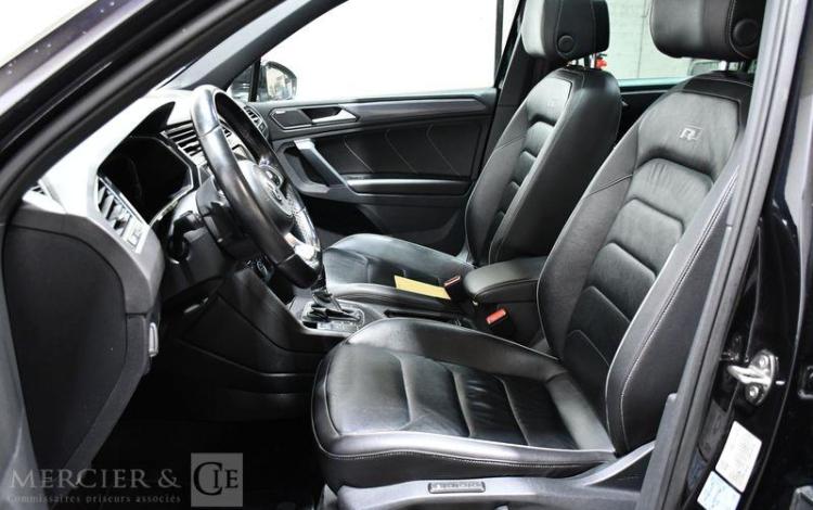VOLKSWAGEN TIGUAN NOIR FD-377-FW