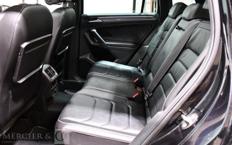 VOLKSWAGEN TIGUAN NOIR FD-377-FW