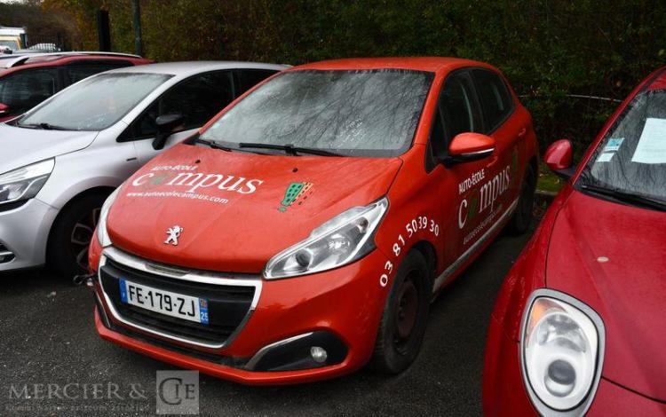 PEUGEOT 208 A,E ACTIVE vente à pro uniquement car obligation depedalage ORA FE-179-ZJ