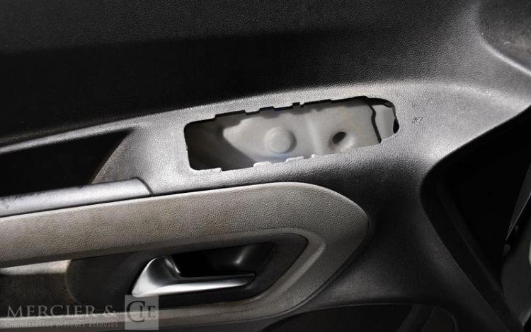 PEUGEOT RIFTER BLANC FE-451-FN