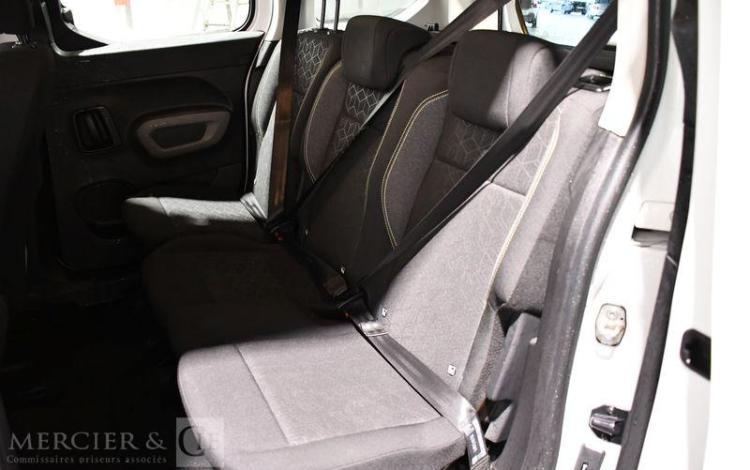 PEUGEOT RIFTER BLANC FE-557-FN