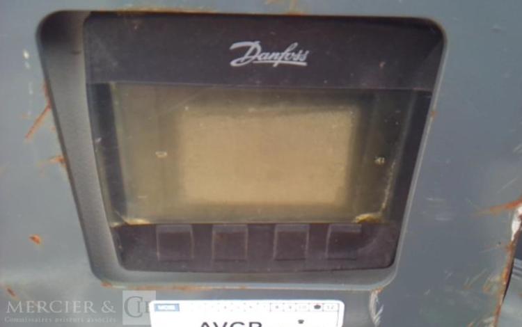 RENAULT MASTER FOREUSE GRUE D12 RISA  FF-224-PB