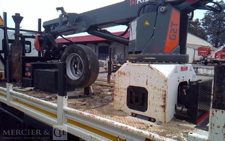 RENAULT MASTER FOREUSE GRUE D12 RISA  FF-224-PB