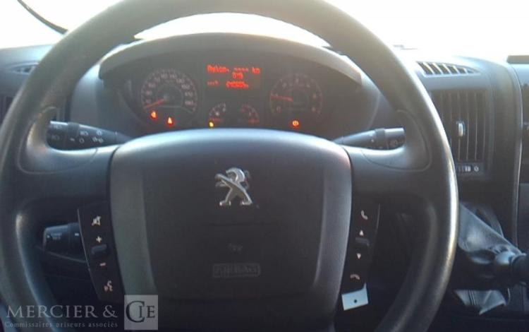 PEUGEOT BOXER 330 2.0 BLUEHDI 130 L2H2 PREMIUM PACK BLANC FF-274-LK