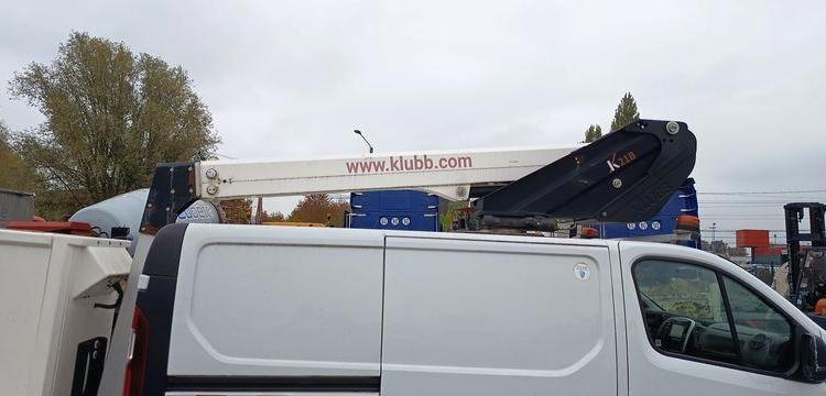 RENAULT TRAFIC III 1,6 DCI 16V ENERGY DIESEL AVEC NACELLE KLUBB K21 – 9 M – 1201 HEURES BLANC FG-256-YR