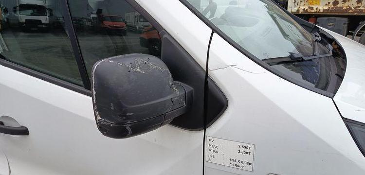 RENAULT TRAFIC III 1,6 DCI 16V ENERGY DIESEL AVEC NACELLE KLUBB K21 – 9 M – 1201 HEURES BLANC FG-256-YR