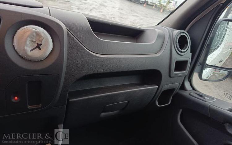 RENAULT MASTER GFC F3500 L3H2 DCI 130 BOIS  FG-351-VB