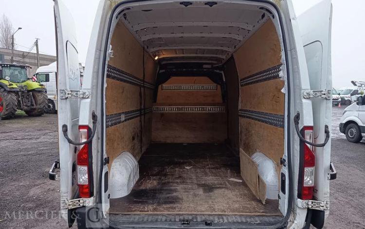 RENAULT MASTER GFC F3500 L3H2 DCI 130 BOIS  FG-351-VB