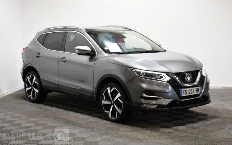 NISSAN QASHQAI 1.3 DIGT 140 TEKNA PLUS GRIS FG-957-MK