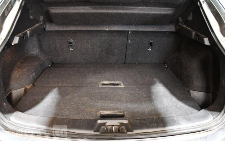 NISSAN QASHQAI 1.3 DIGT 140 TEKNA PLUS GRIS FG-957-MK