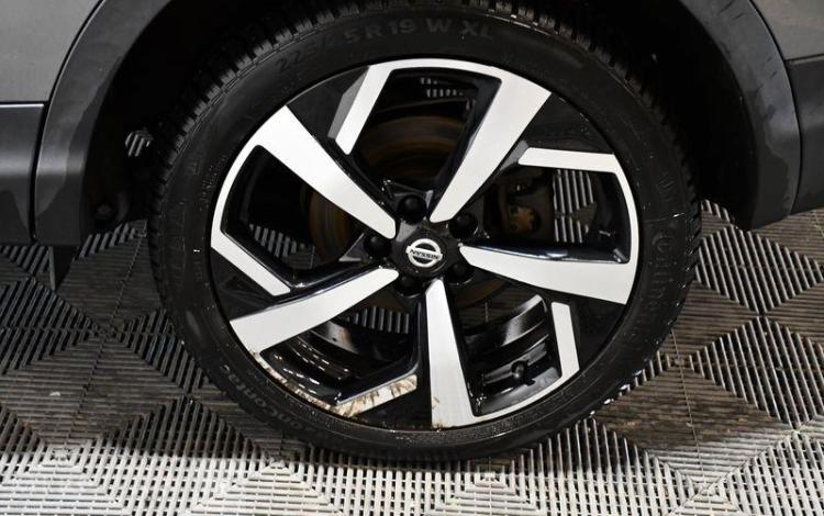 NISSAN QASHQAI 1.3 DIGT 140 TEKNA PLUS GRIS FG-957-MK