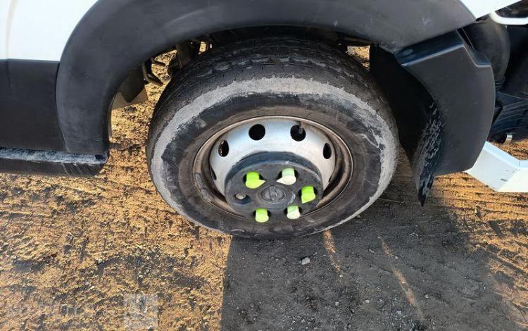 NISSAN NT400 CABSTAR 3,0 TD 16V 130 CV AVEC BENNE –  DIESEL – 66273 KMS – ANNEE 2019 BLANC FH-699-AZ