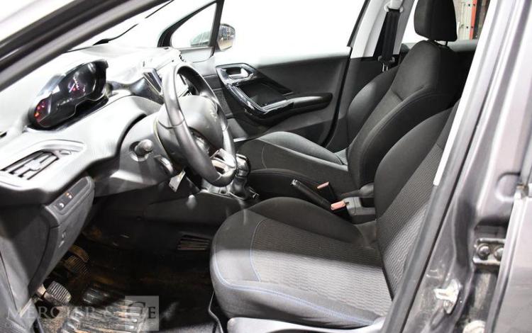 PEUGEOT 208 1.2 PURETECH 80 SIGNATURE GRIS FJ-128-GJ
