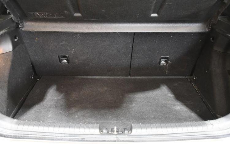 HYUNDAI I20 1.0 T-GDI 100 BUSINESS à vendre pour pieces sans carte grise BLANC FJ-744-RL