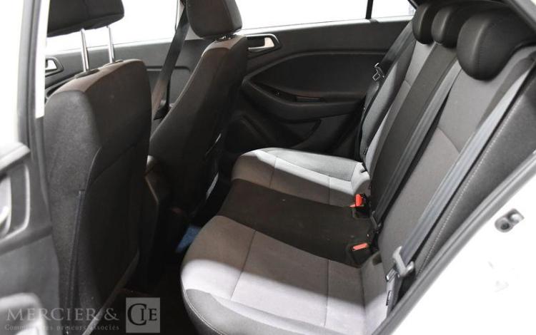HYUNDAI I20 1.0 T-GDI 100 BUSINESS à vendre pour pieces sans carte grise BLANC FJ-744-RL