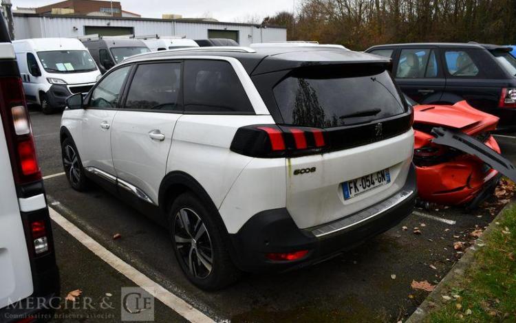 PEUGEOT 5008 ALLURE BLUEHDI 130 S&S  FK-054-GN