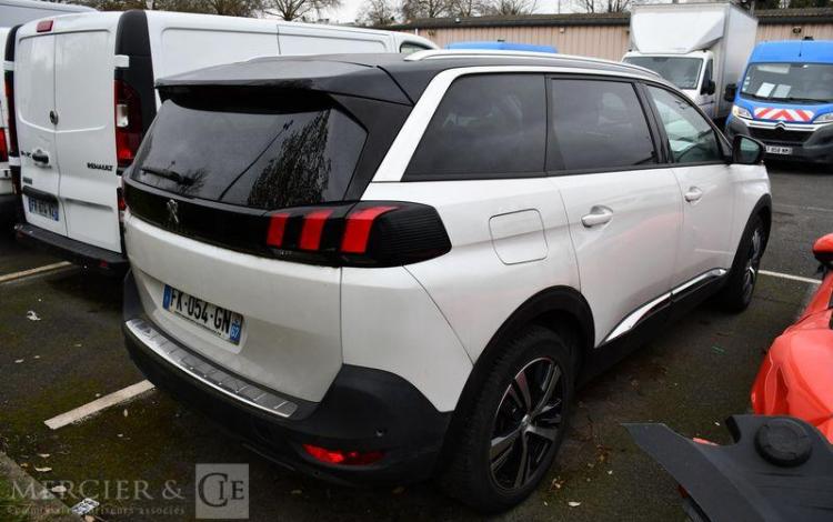 PEUGEOT 5008 ALLURE BLUEHDI 130 S&S  FK-054-GN