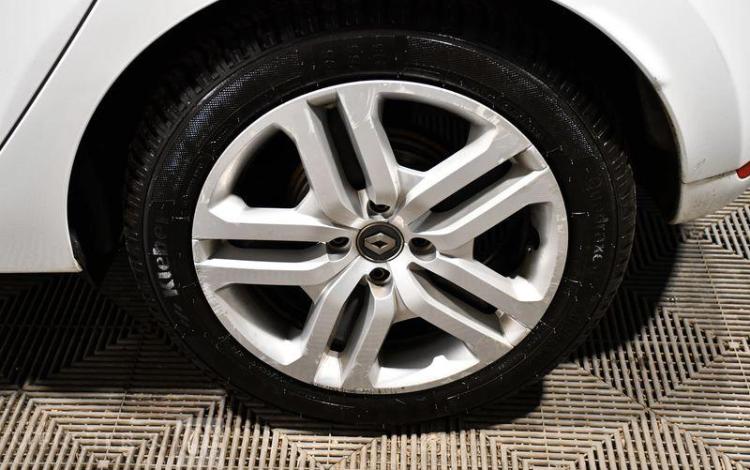 RENAULT CLIO STE REVERSIBLE BUSINESS DCI 75 BLANC FK-101-GG