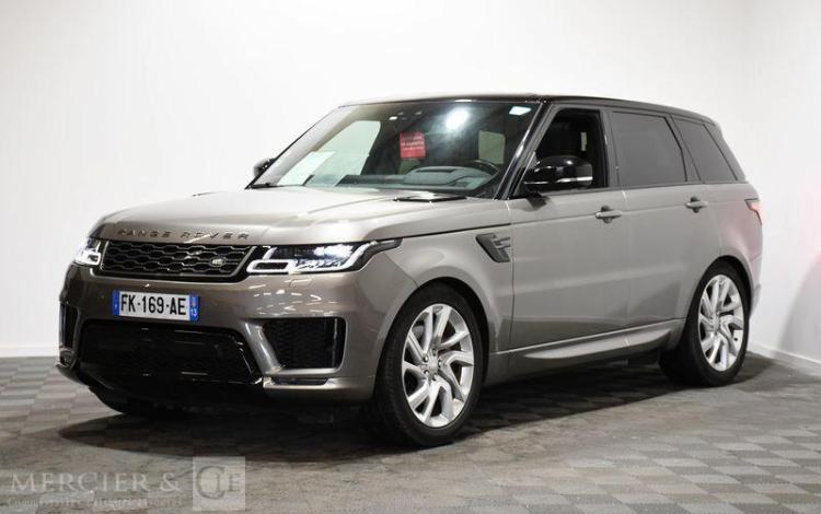 LAND ROVER RANGE ROVER 2.0 P400E 404H 300 PHEV HYBRID HSE 4WD BVA
E vente à pro unqiuement GRIS FK-169-AE