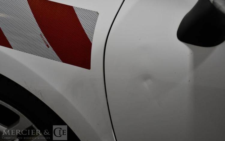 RENAULT CLIO SOCIETE 1.5 DCI 75 ENERGY BUSINESS REVERSIBLE BLANC FK-625-AA