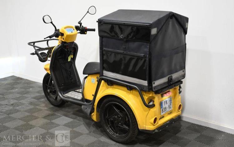 LIGIER STABY JAUNE FK-839-VZ