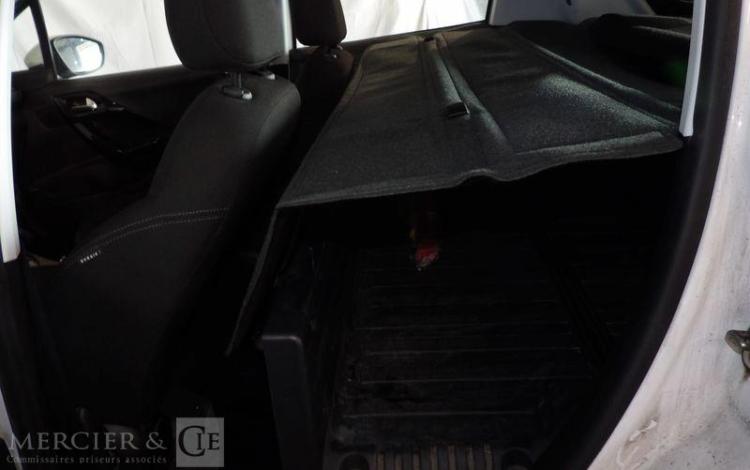 PEUGEOT 208 SOCIETE 1.6 BLUEHDI 100 PREMIUM PACK BLANC FL-016-QB