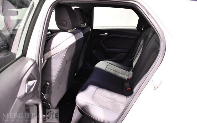 AUDI A1 SPORTBACK 35 1,5 TFSI 150CH SLINE BLANC FL-077-DY