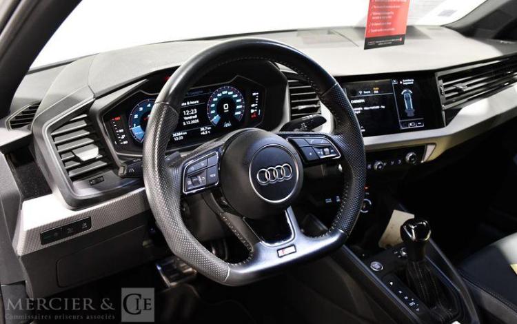 AUDI A1 SPORTBACK 35 1,5 TFSI 150CH SLINE BLANC FL-077-DY