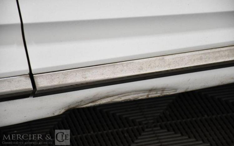 RENAULT CLIO ZEN TCE 100 BLANC FL-386-BT