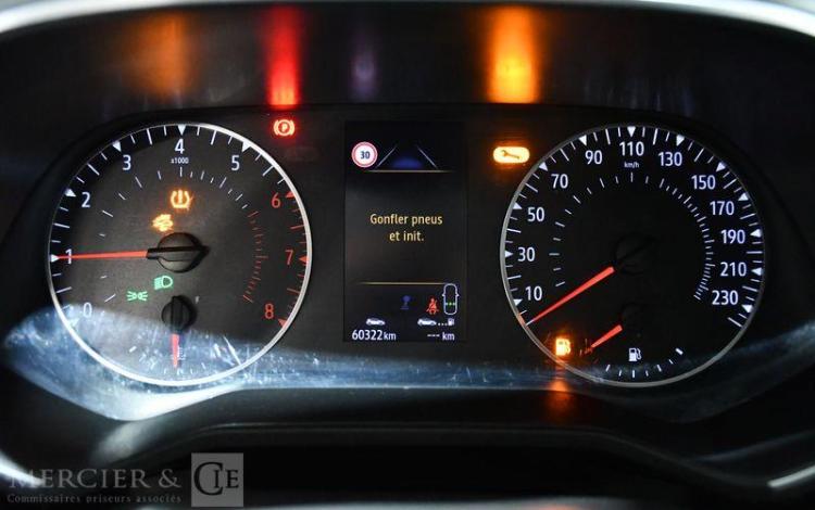 RENAULT CLIO ZEN TCE 100 BLANC FL-386-BT