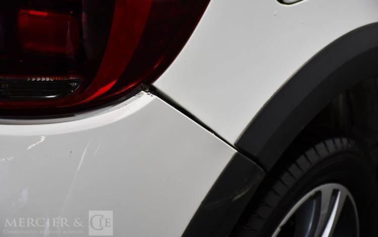 DACIA SANDERO 0.9 TCE 90 TECHROAD BLANC FL-565-TA