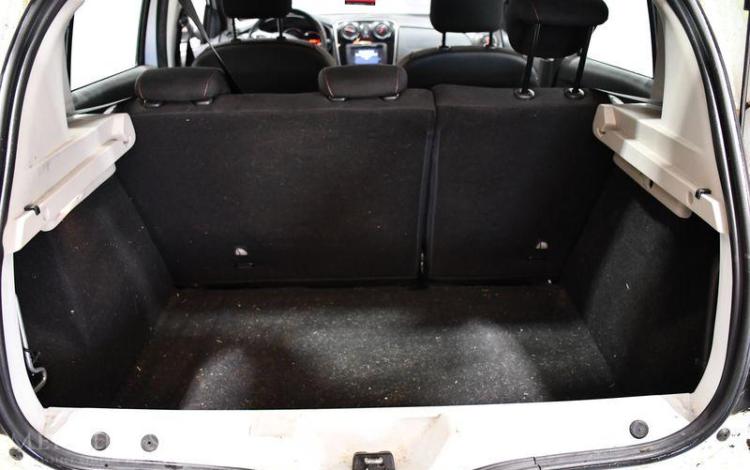 DACIA SANDERO 0.9 TCE 90 TECHROAD BLANC FL-565-TA