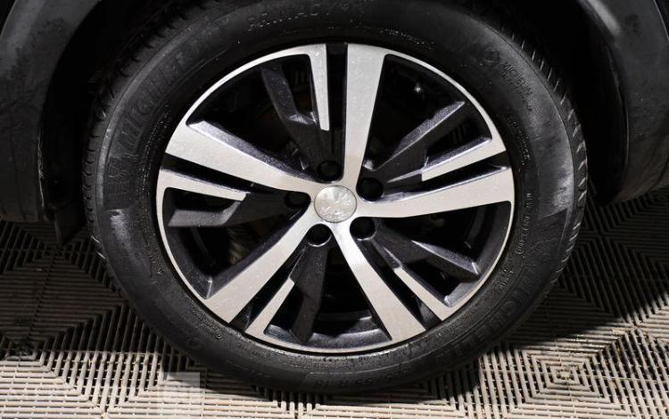 PEUGEOT 3008 ALURE BLUEHDI 130 S&S NOIR FL-662-AE