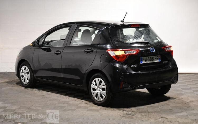 TOYOTA YARIS 3 100 H FRANCE BUSINESS NOIR FM-686-FP