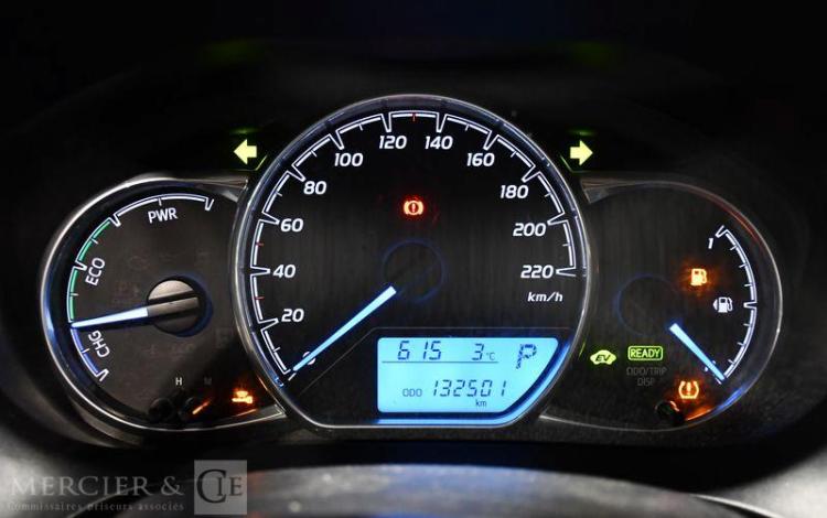 TOYOTA YARIS 3 100 H FRANCE BUSINESS NOIR FM-686-FP