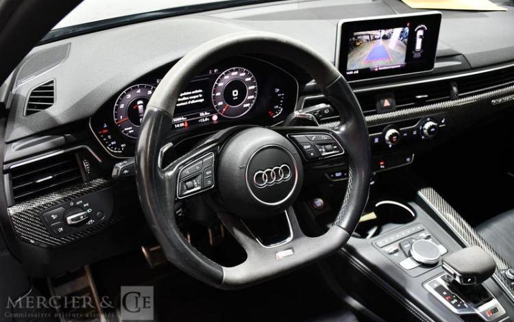 AUDI RS4 GRIS FM-994-TM