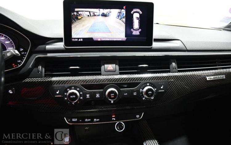 AUDI RS4 GRIS FM-994-TM