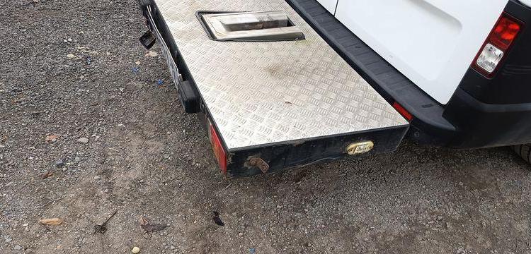 RENAULT TRAFIC 1,6DCI 120CV AVEC NACELLE KLUBB/K21 – 9M – 1138 HEURES  – ANNEE 2020 BLANC FN-131-ML