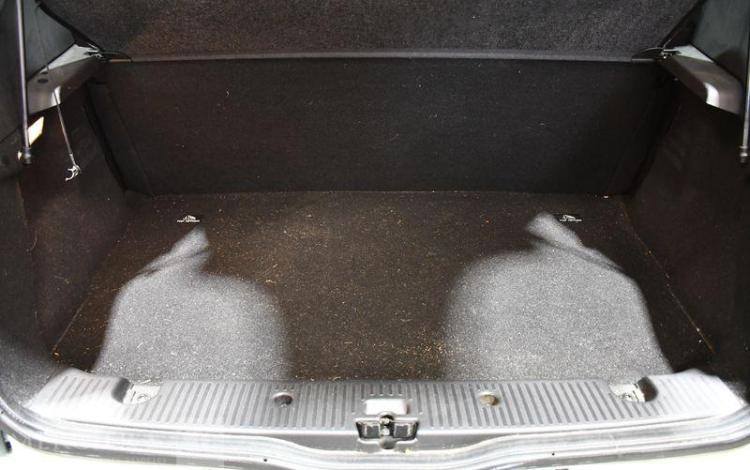 RENAULT TWINGO LIFE SCE 65 VERT FQ-084-AS