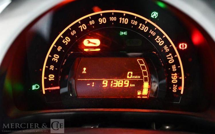 RENAULT TWINGO LIFE SCE 65 VERT FQ-084-AS